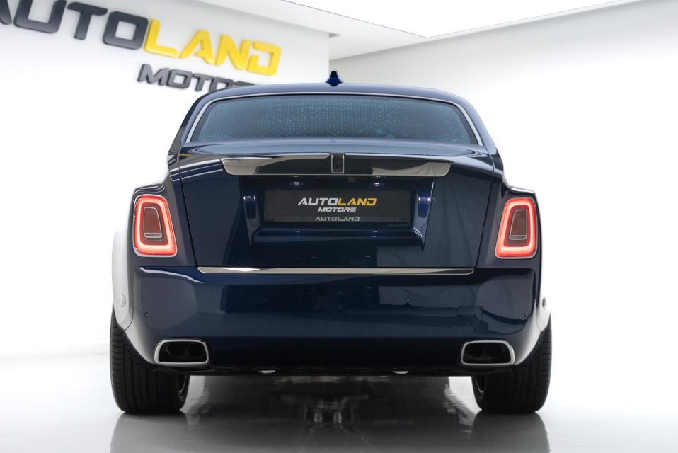 2018 ROLLS ROYCE PHANTOM LWB. BESPOKE SOUND SYSTEM. GCC